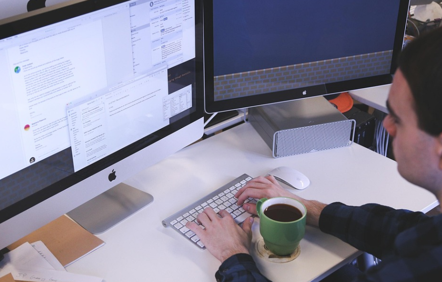 专业日语电影翻译服务 | 精准字幕、配音、剧本本地化