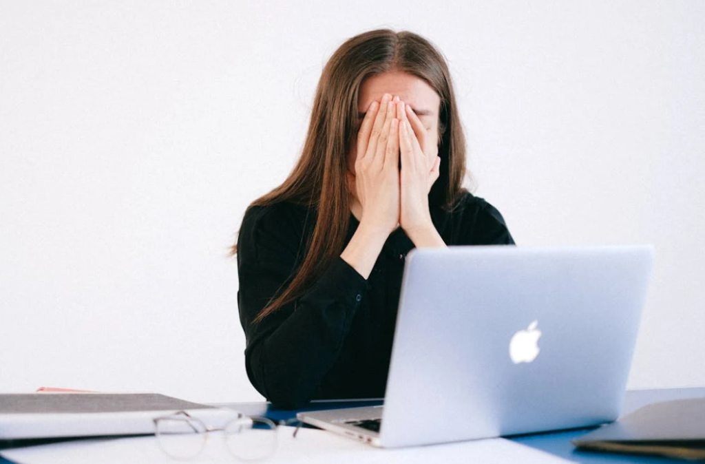 中英纪录片翻译多少钱？纪录片字幕翻译服务