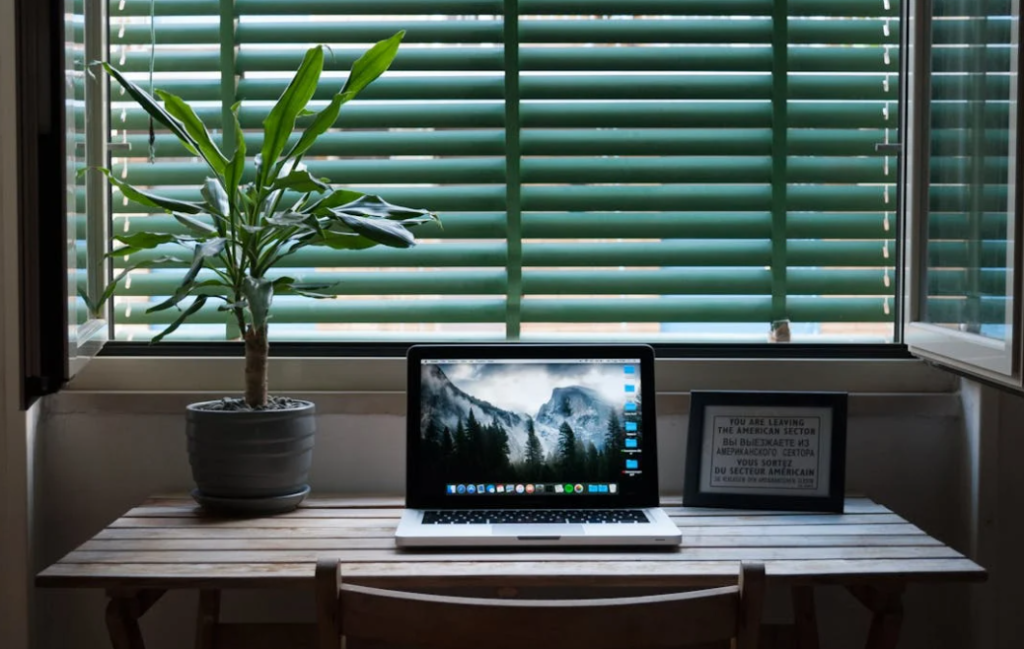 英语影视翻译怎么做？影视字幕翻译需要注意什么？