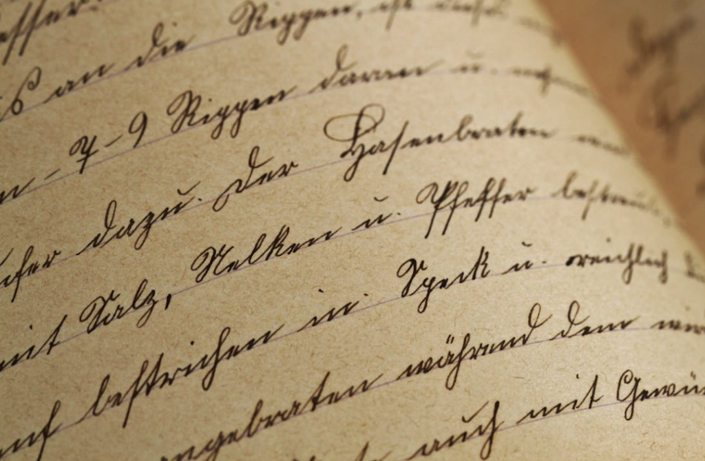 印尼语视频字幕翻译选择需要注意什么?