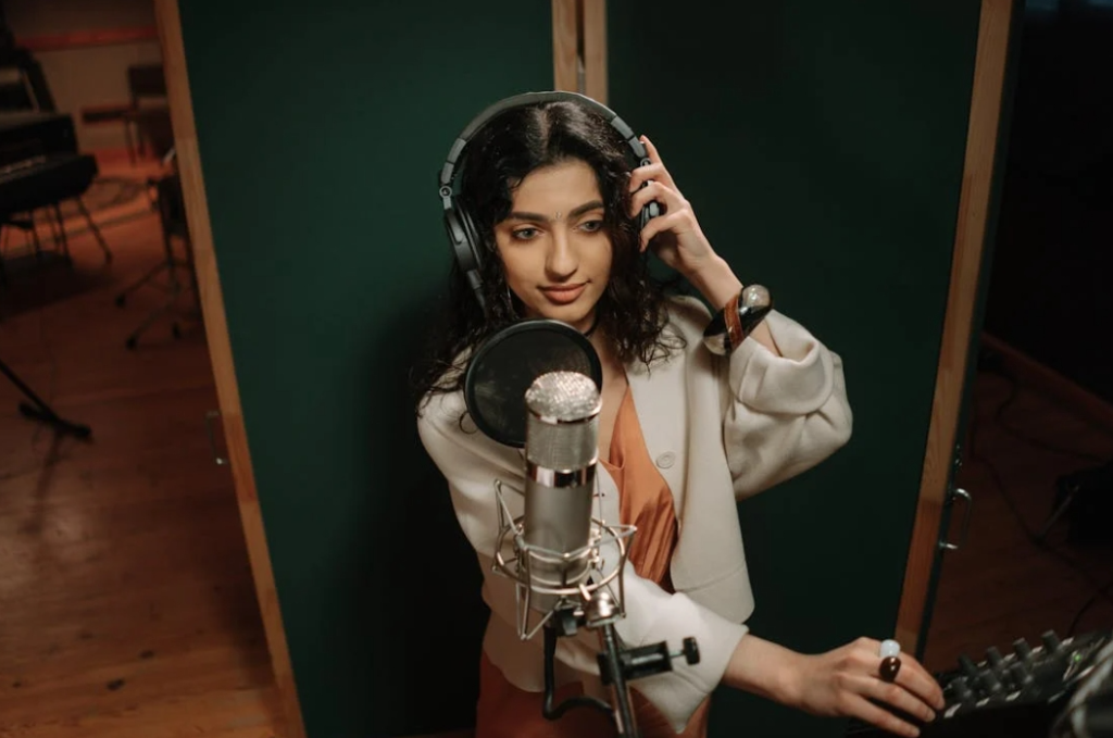 多语种录音配音翻译服务包括哪些内容？