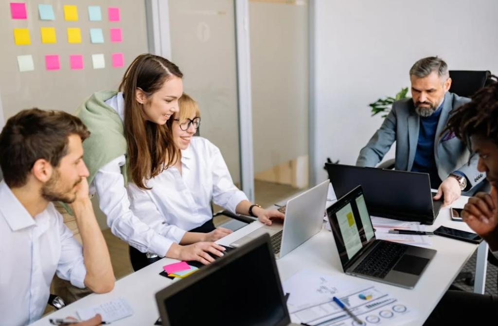 阿拉伯语字幕翻译服务一般怎么收费？